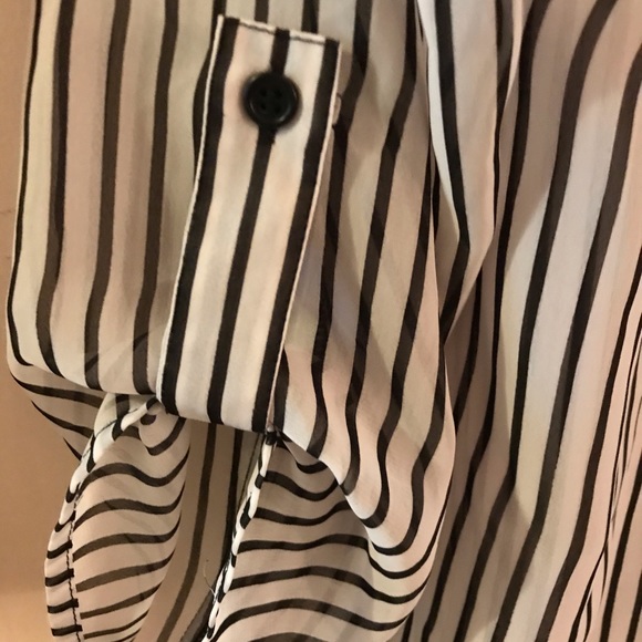 Studio y blouse - Picture 3 of 5